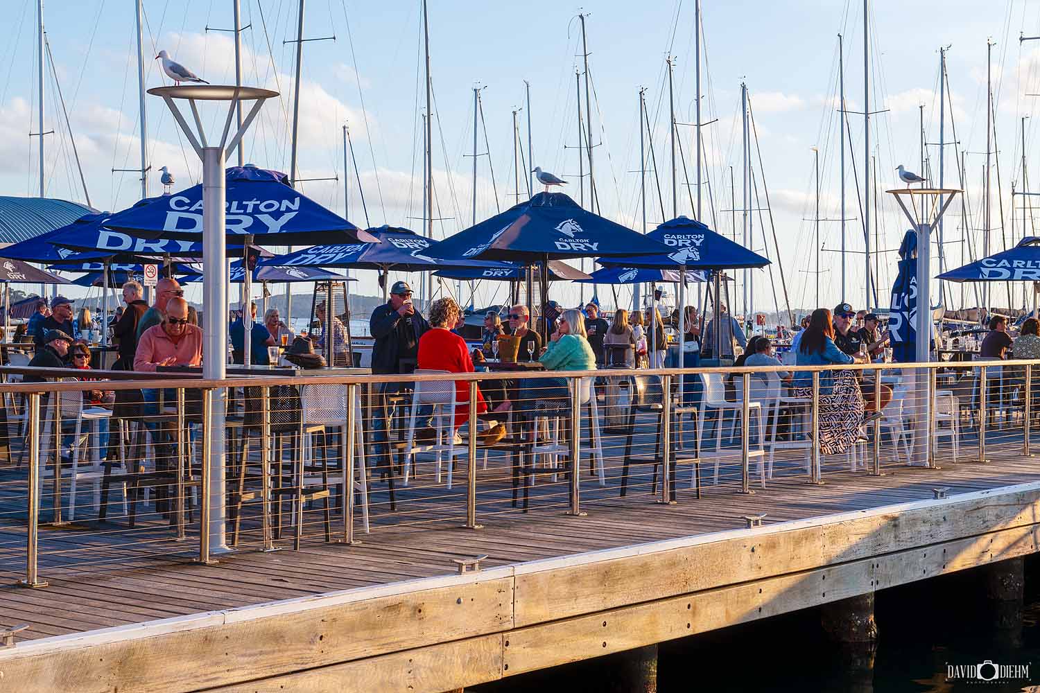 lake-macquarie-yacht-club-outdoor-dining-belmont.jpg Outdoor dining at Lake Macquarie Yacht Club overlooking the yachts and marina in Belmont